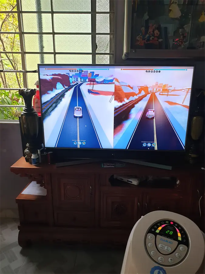 Khách hàng review Smart Tivi Samsung 4K 50 inch UA50RU7400 3
