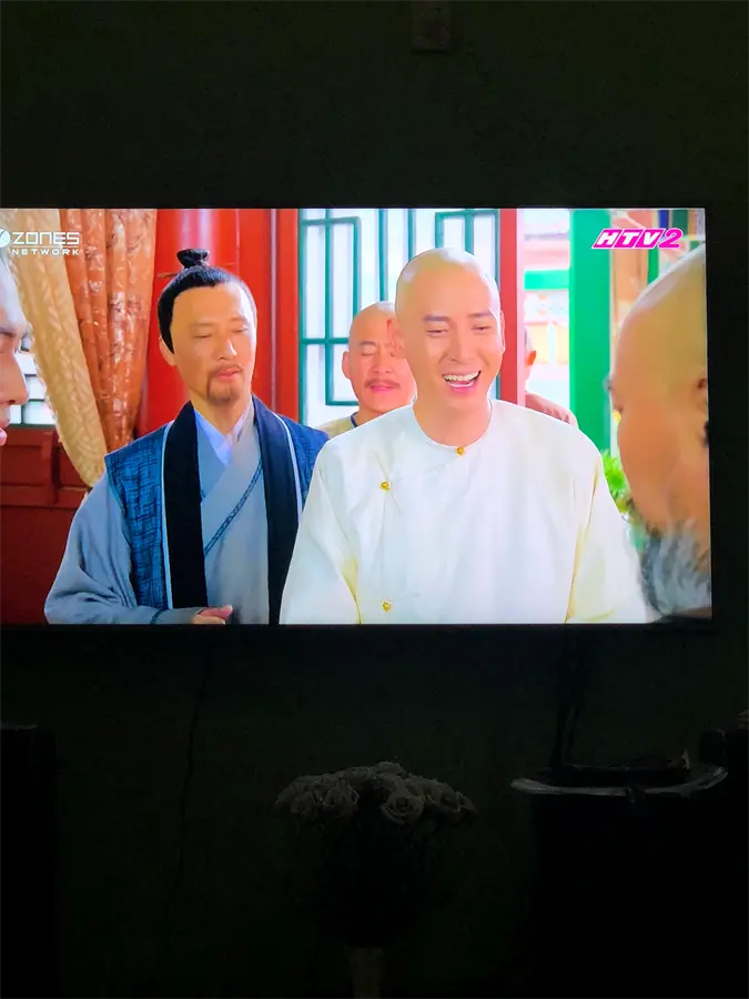 Khách hàng review Smart Tivi QLED Samsung 4K 55 inch QA55Q65R 8