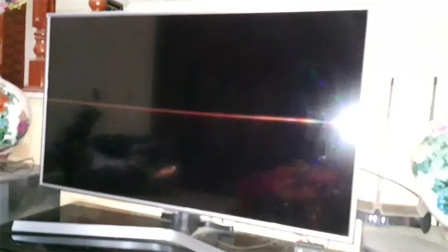 Khách hàng review Smart Tivi Samsung 4K 43 inch UA43RU7400 5