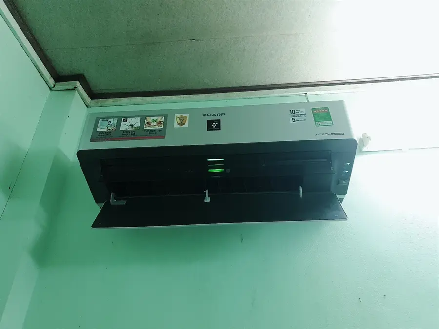 Khách hàng review Máy lạnh Sharp Inverter Wifi 1.5 HP AH-XP13VXW 2