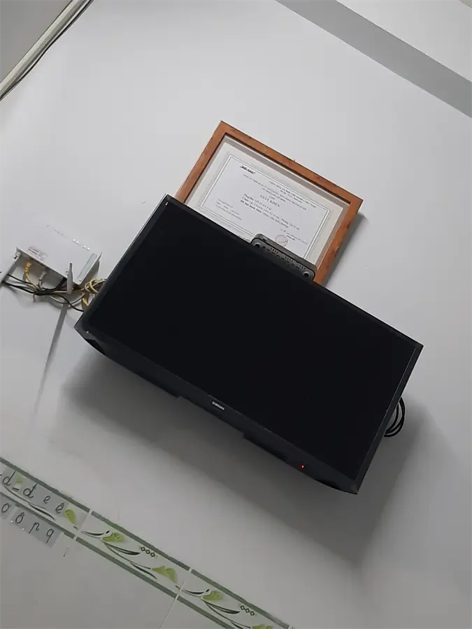 Khách hàng review Smart Tivi Samsung 32 inch UA32N4300 12