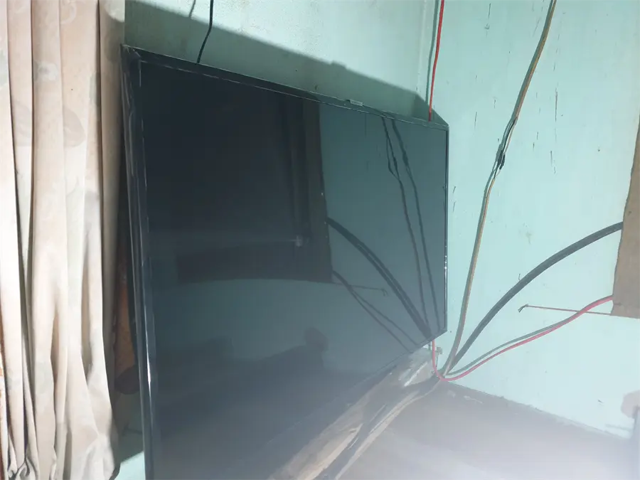 Khách hàng review Smart Tivi Samsung 4K 43 inch UA43NU7090 7