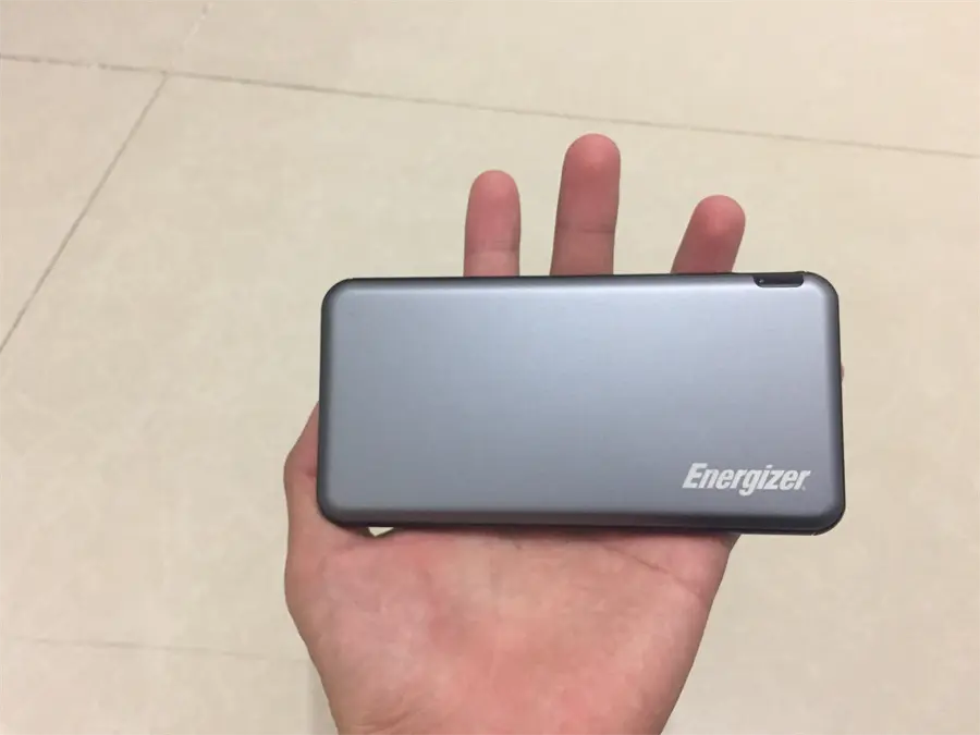 Khách hàng review Pin sạc dự phòng Polymer 10.000 mAh 10.5W Energizer Chiến Binh II UE10046 15