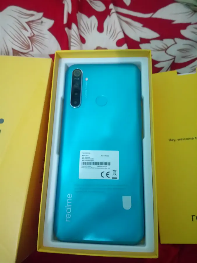 Khách hàng review Điện thoại realme 5i (4GB/64GB) 14