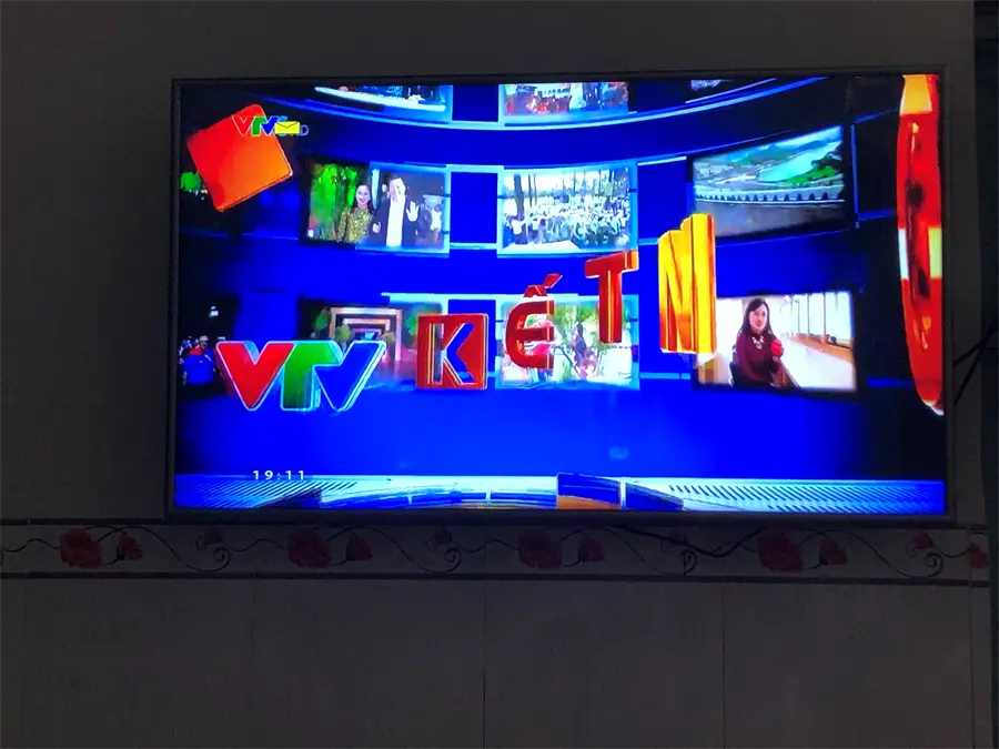 Khách hàng review Smart Tivi Samsung 4K 43 inch UA43RU7400 2