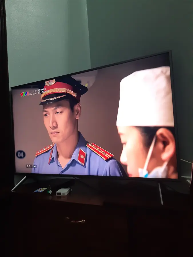 Khách hàng review Smart Tivi QLED Samsung 4K 49 inch QA49Q65R 3