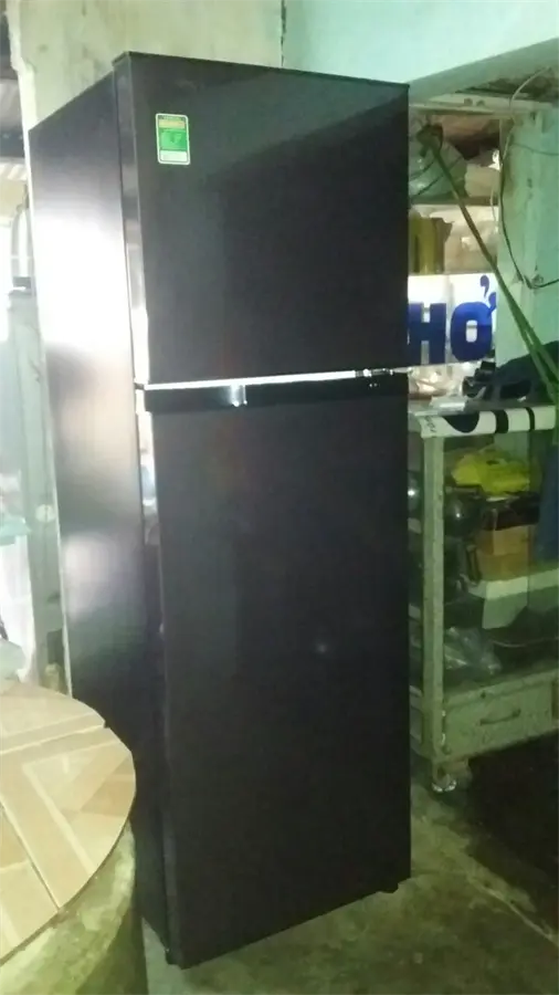 Khách hàng review Tủ lạnh Toshiba Inverter 233 lít GR-A28VM(UKG) 7