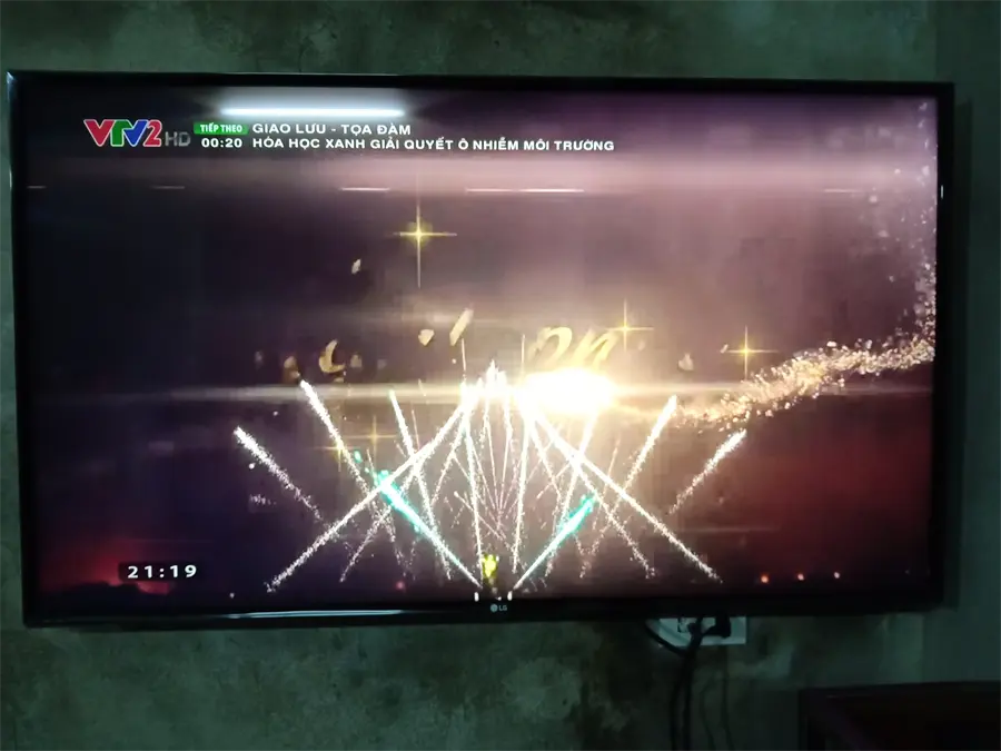 Khách hàng review Smart Tivi LG 4K 49 inch 49UM7290PTD 7