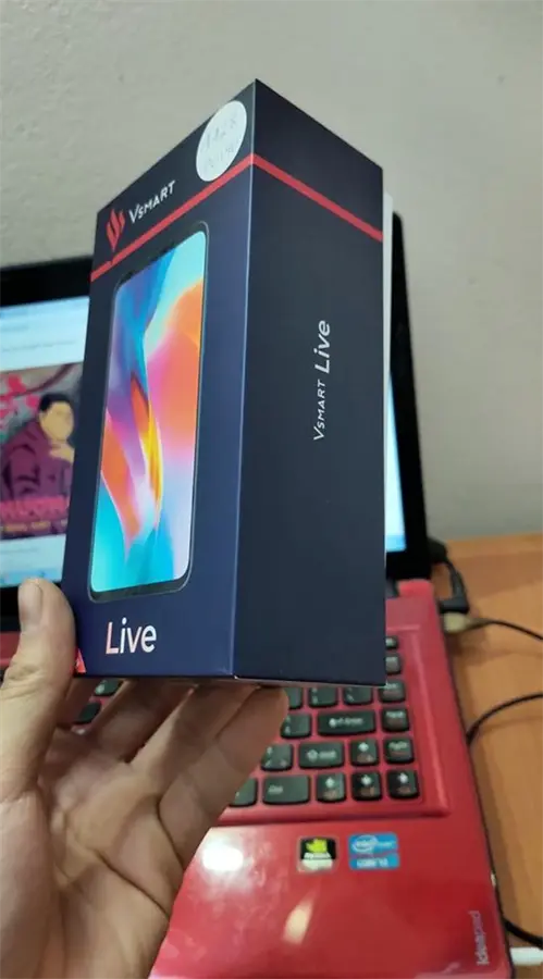 Khách hàng review Điện thoại Vsmart Live (4GB/64GB) 11