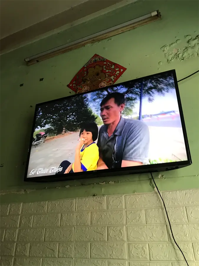 Khách hàng review Smart Tivi LG 4K 43 inch 43UM7600PTA 3