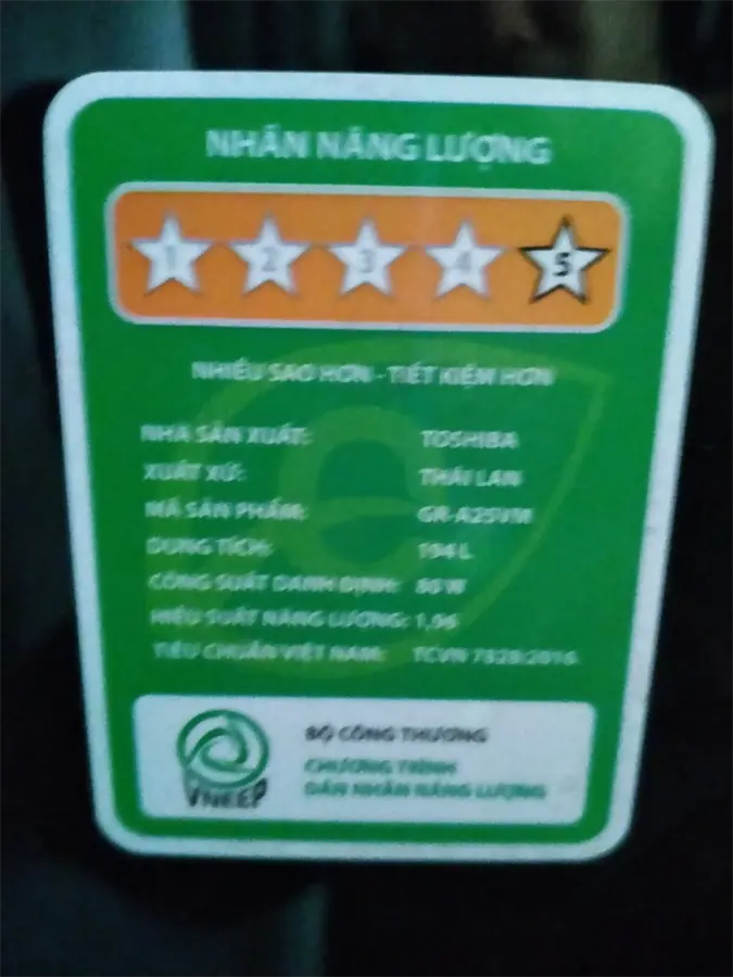 Khách hàng review Tủ lạnh Toshiba Inverter 194 lít GR-A25VM (UKG) 19