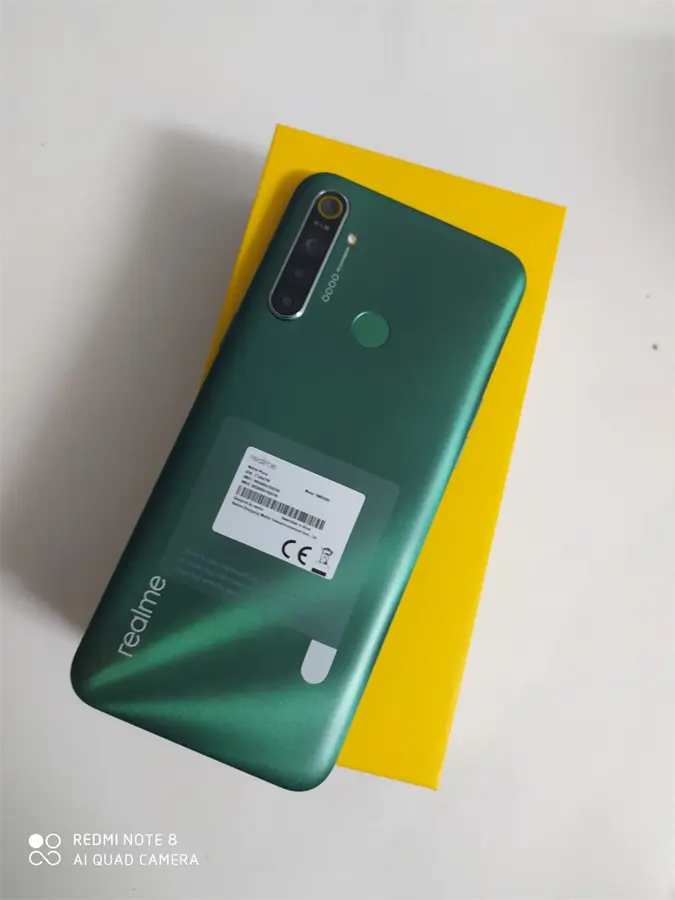 Khách hàng review Điện thoại realme 5i (3GB/32GB) 3