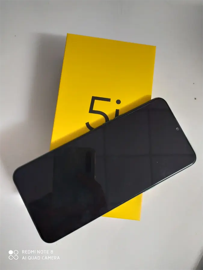 Khách hàng review Điện thoại realme 5i (3GB/32GB) 4