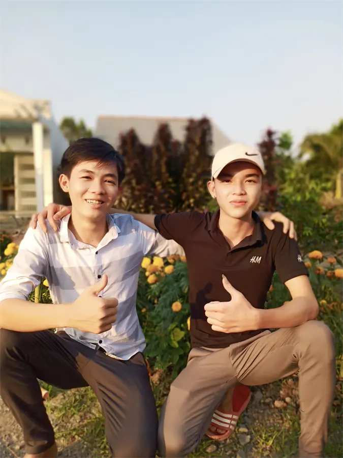 Khách hàng review Điện thoại Vivo V15 128GB 2