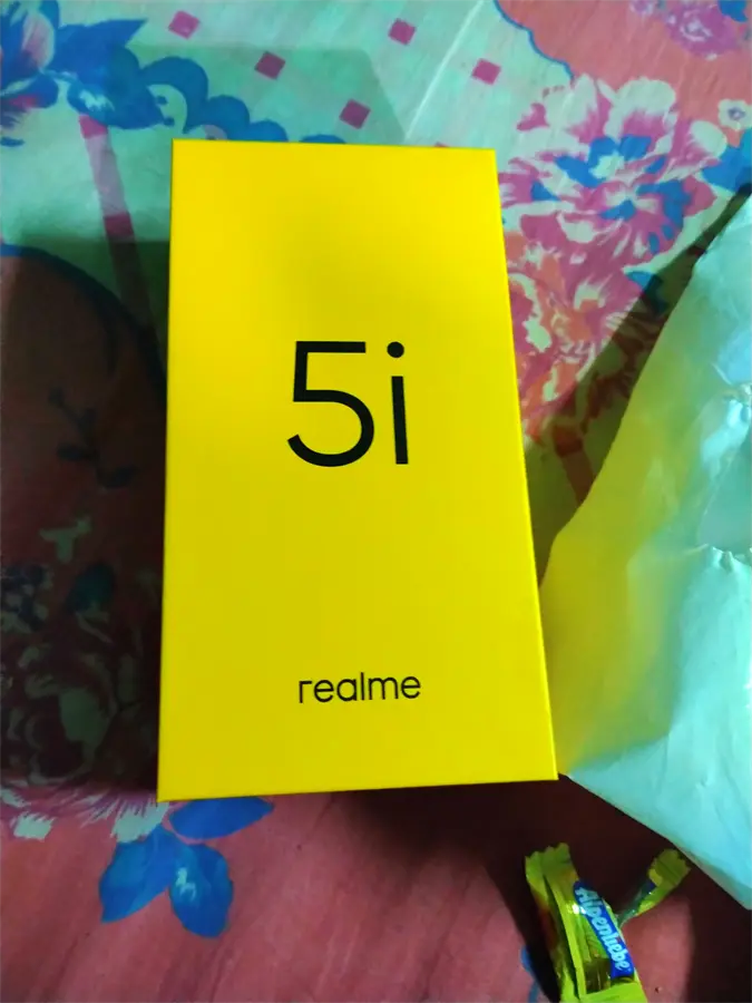 Khách hàng review Điện thoại realme 5i (4GB/64GB) 10