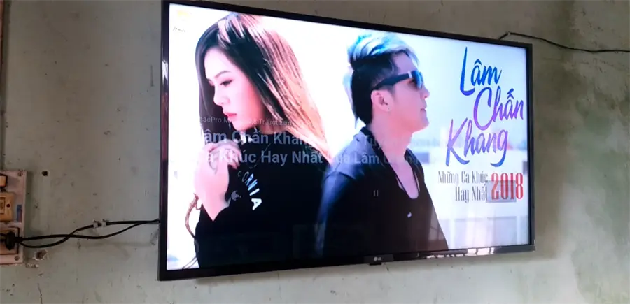 Khách hàng review Smart Tivi LG 4K 43 inch 43UM7400PTA 61