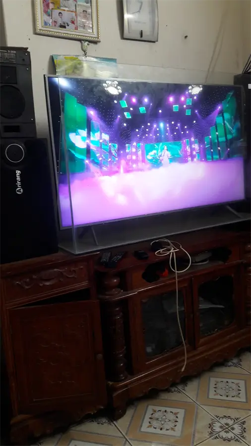 Khách hàng review Smart Tivi QLED Samsung 4K 55 inch QA55Q65R 3