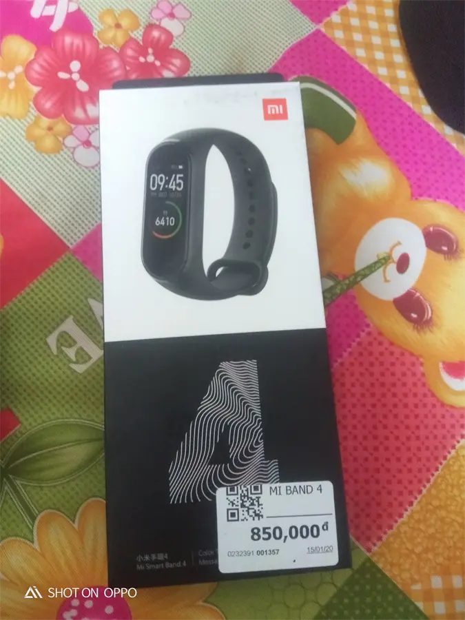 Khách hàng review Vòng đeo tay thông minh Mi Band 4 34