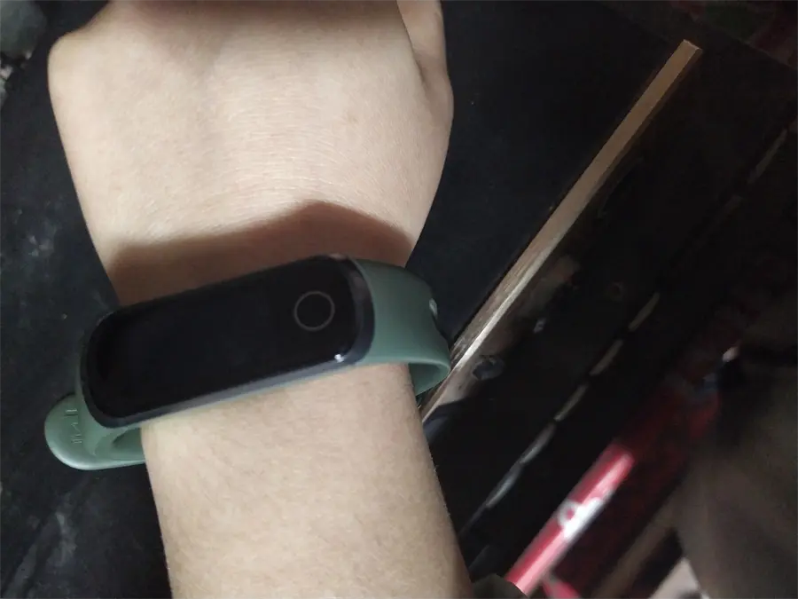 Khách hàng review Vòng đeo tay thông minh Honor Band 5i 3
