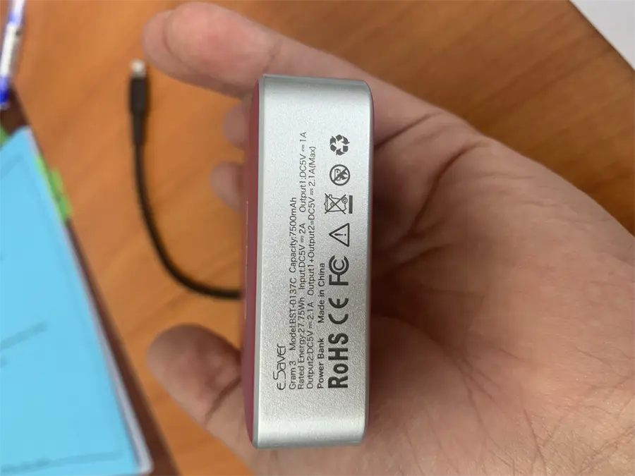 Khách hàng review Pin sạc dự phòng 7.500 mAh eSaver Gram 3 Đỏ 2