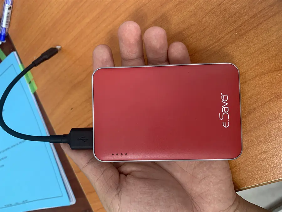 Khách hàng review Pin sạc dự phòng 7.500 mAh eSaver Gram 3 Đỏ 1