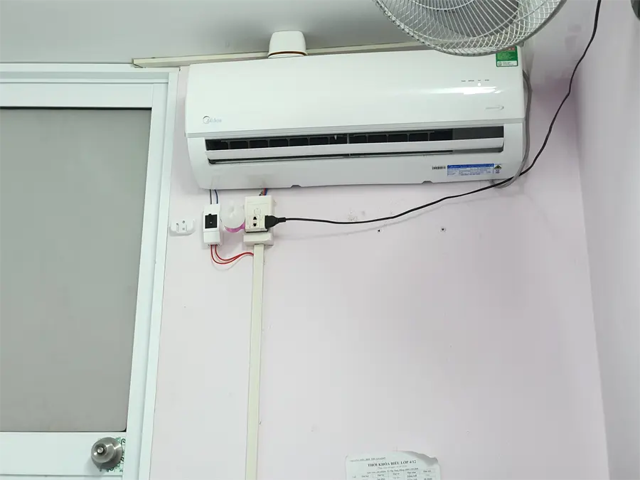 Khách hàng review Máy lạnh Midea Inverter 1 HP MSAF-10CRDN8 3