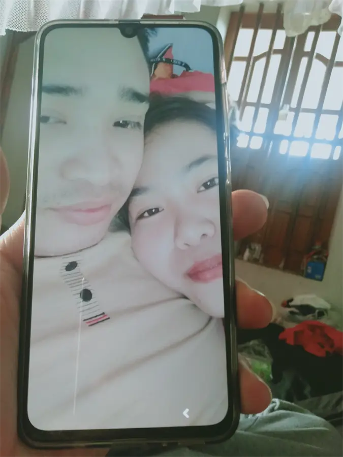 Khách hàng review Điện thoại Samsung Galaxy A70 4