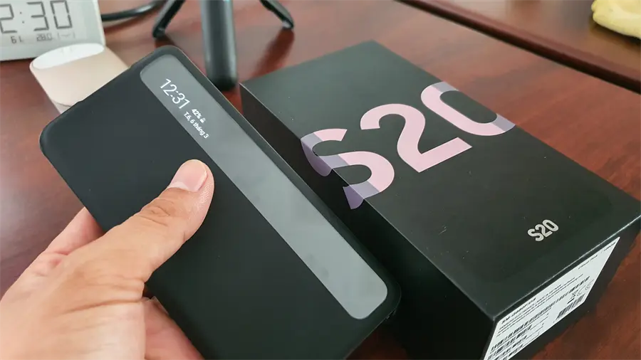 Khách hàng review Điện thoại Samsung Galaxy S20 2