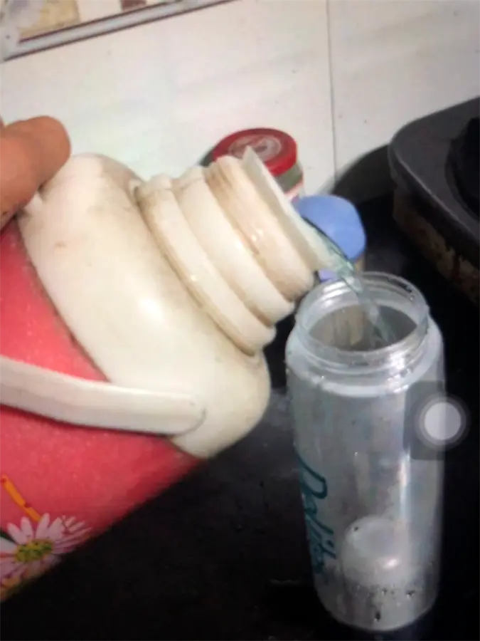 Khách hàng review Bình đựng nước nhựa 900 ml Delites PC-006 1