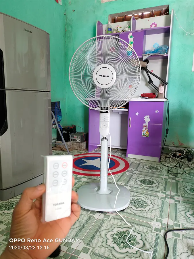 Khách hàng review Quạt đứng Toshiba 5 cánh F-LSA20(H)VN 60W 29