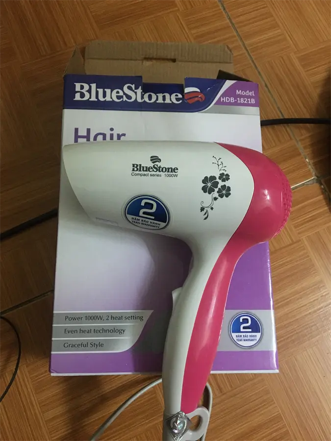 Khách hàng review Máy sấy tóc 1000W Bluestone HDB-1821B 3