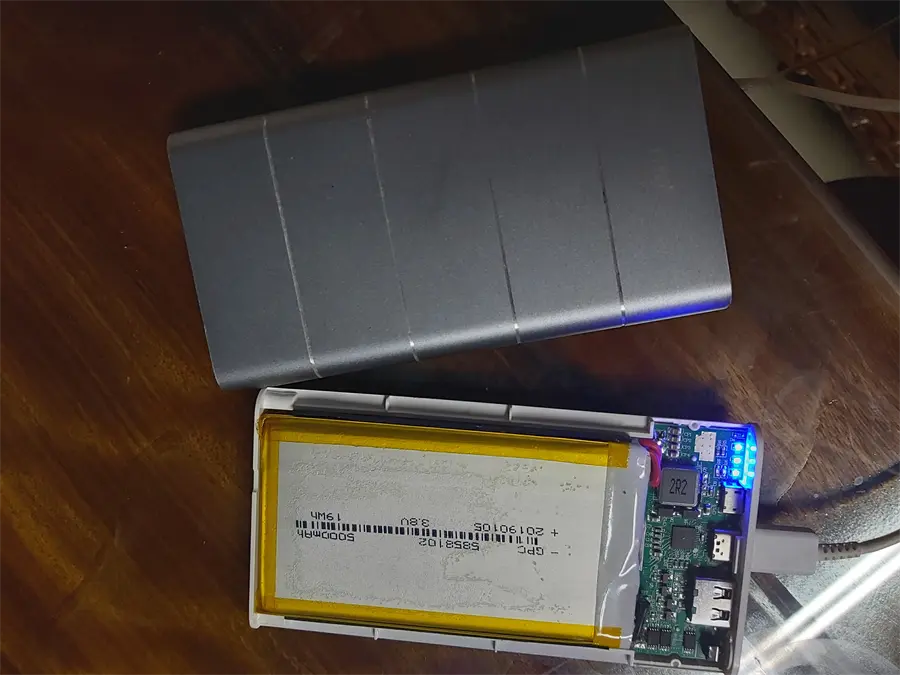 Khách hàng review Pin sạc dự phòng Polymer 10.000 mAh Type C QC3.0 eValu PA F1 Air 7