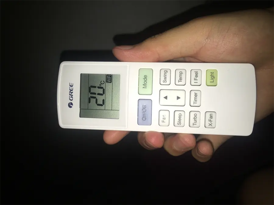 hách hàng review Máy lạnh Gree Inverter 1 HP GWC09FB-K6D9A1W 6