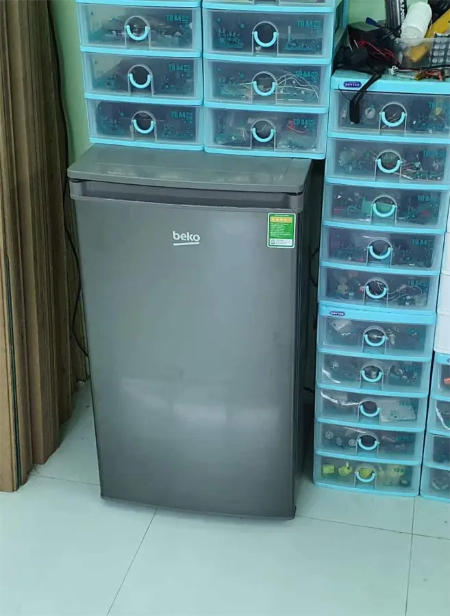 Khách hàng review Tủ lạnh Beko 90 lít RS9050P 12