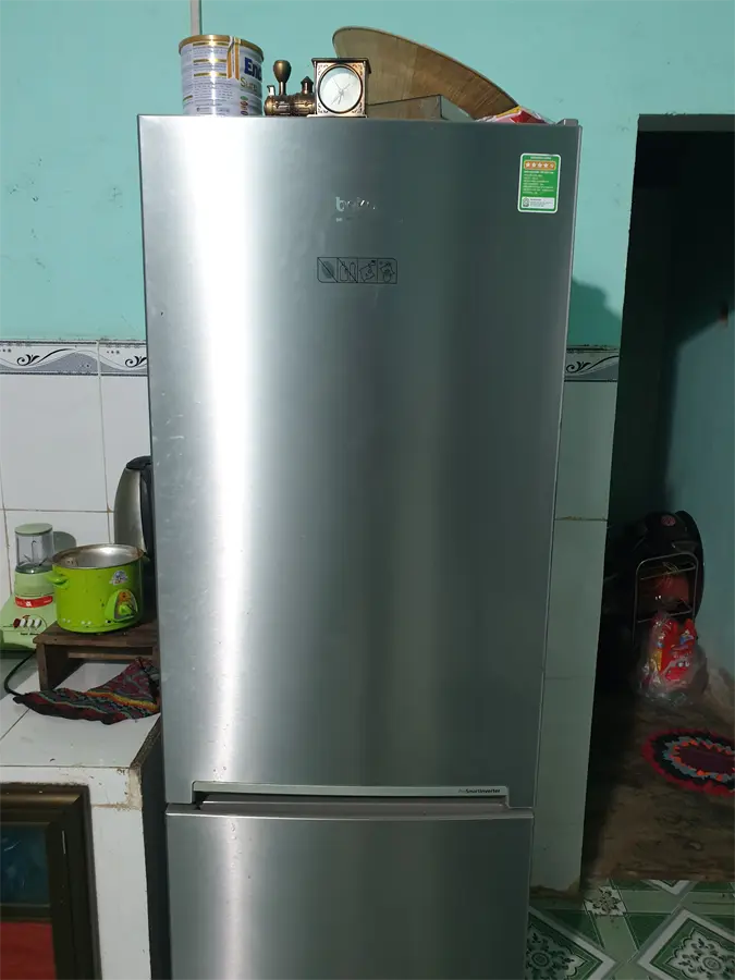 Khách hàng review Tủ lạnh Beko Inverter 323 lít RCNT340I50VZX 8