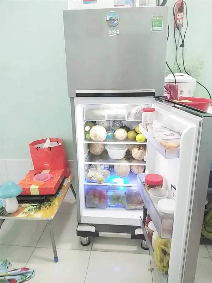 Khách hàng review Tủ lạnh Beko Inverter 188 lít RDNT200I50VS 61