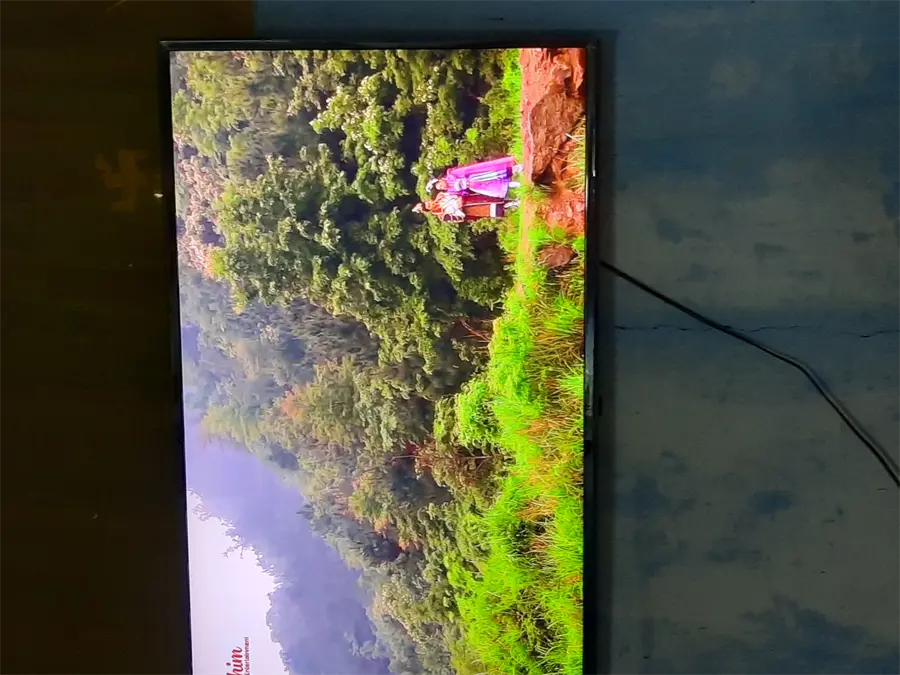 Khách hàng review Smart Tivi LG 4K 55 inch 55UM7400PTA 32