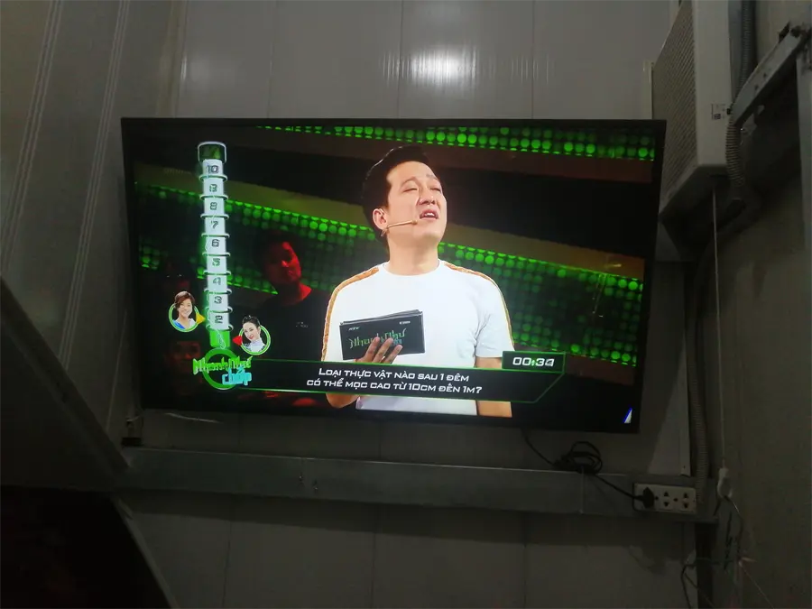 Khách hàng review Smart Tivi LG 4K 43 inch 43UM7400PTA 55
