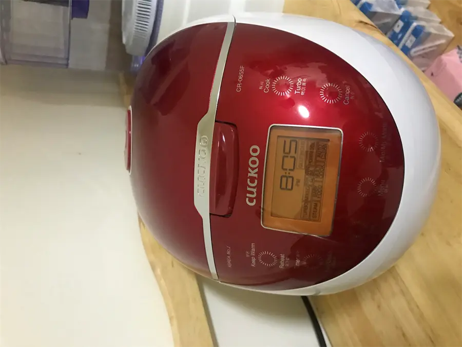 Khách hàng review Nồi cơm điện tử Cuckoo 1 lít CR-0655F 2