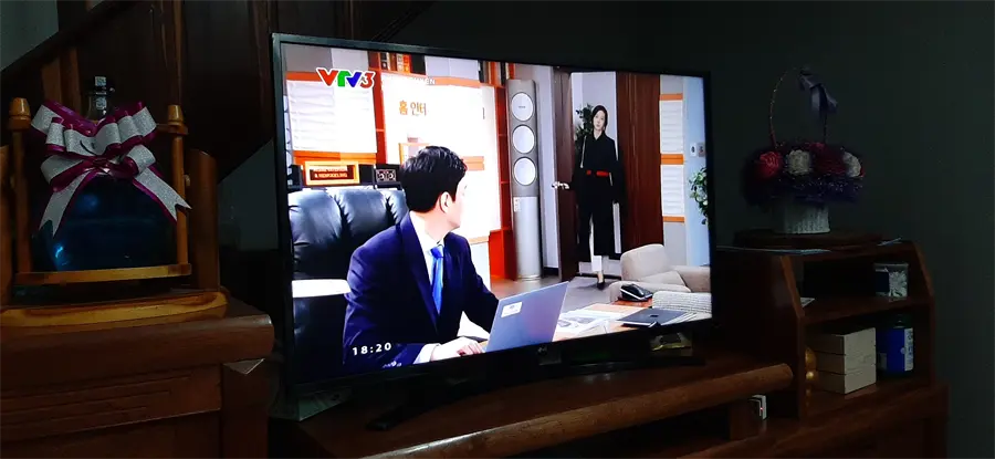 Khách hàng review Smart Tivi LG 4K 43 inch 43UM7400PTA 50