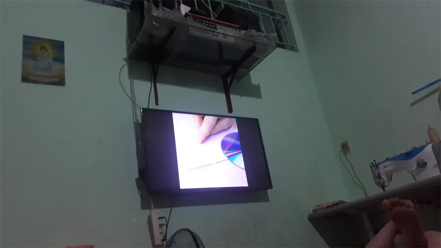 Khách hàng review Smart Tivi LG 4K 43 inch 43UM7400PTA 39