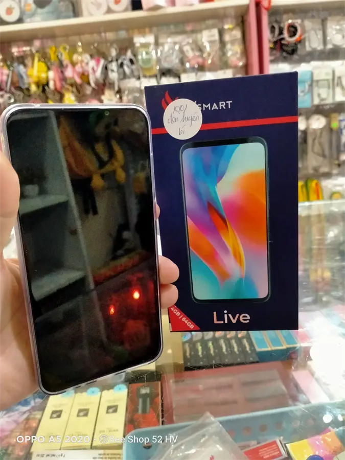 Khách hàng review Điện thoại Vsmart Live (4GB/64GB) 1