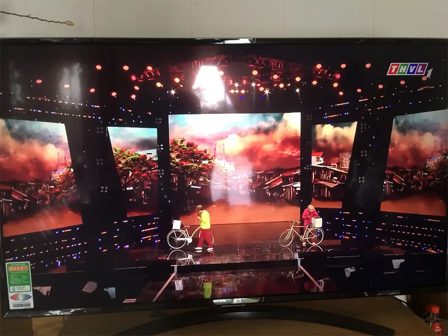 Khách hàng review Smart Tivi LG 4K 49 inch 49UM7400PTA 13