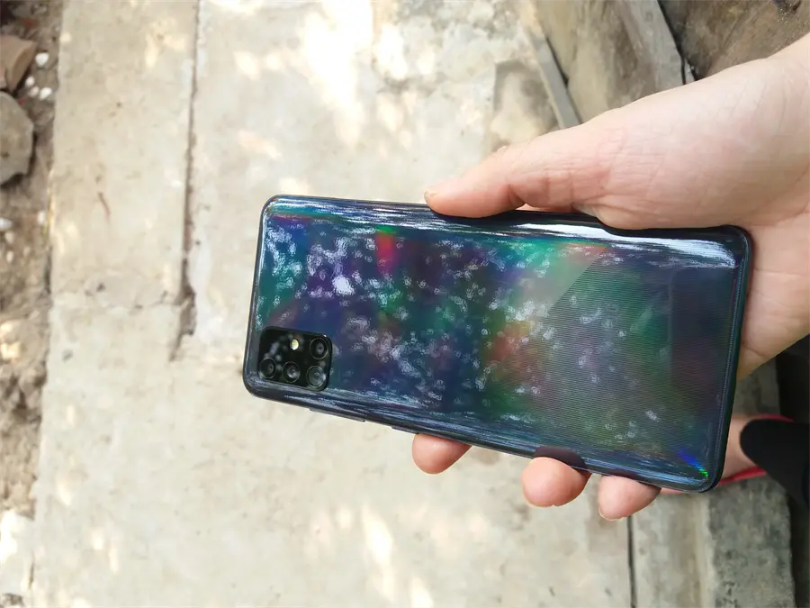 Khách hàng review Điện thoại Samsung Galaxy A51 (6GB/128GB) 20
