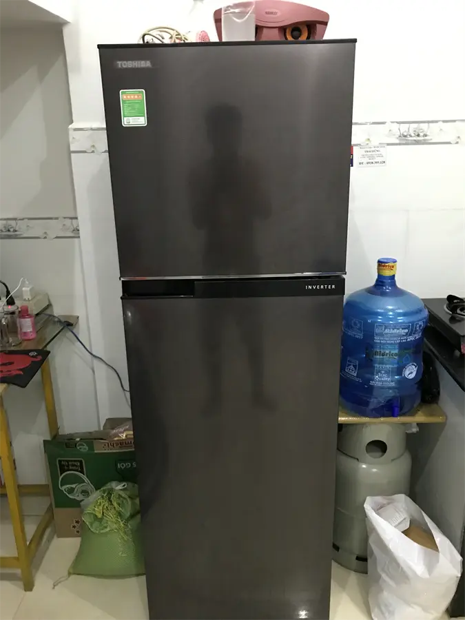 Khách hàng review Tủ lạnh Toshiba Inverter 253 lít GR-B31VU SK 30