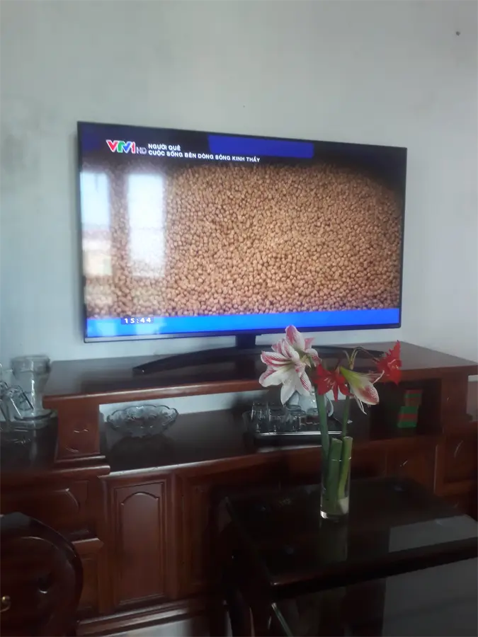 Khách hàng review Smart Tivi NanoCell LG 4K 49 inch 49SM8100PTA 36