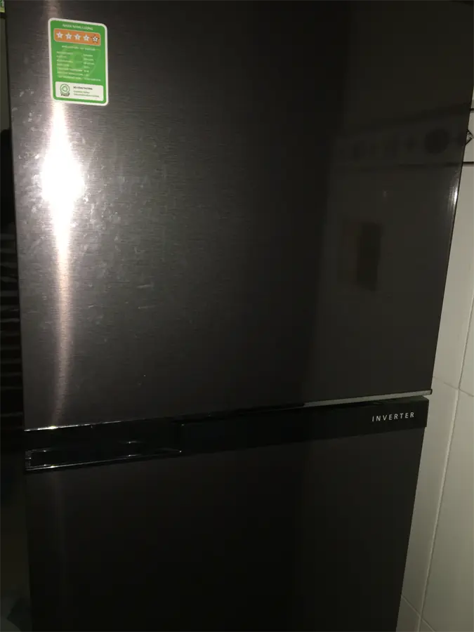 Khách hàng review Tủ lạnh Toshiba Inverter 253 lít GR-B31VU SK 25
