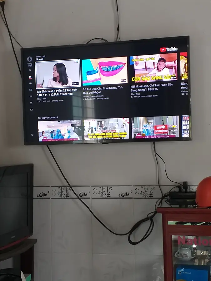 Khách hàng review Smart Tivi LG 4K 43 inch 43UM7400PTA 27