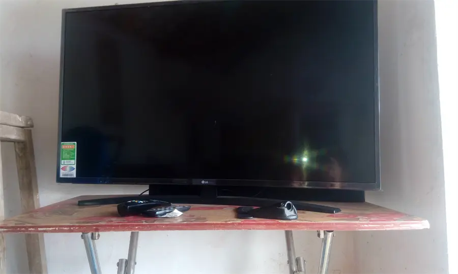 Khách hàng review Smart Tivi LG 4K 43 inch 43UM7400PTA 25