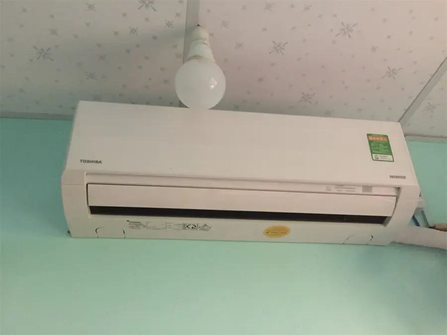 Khách hàng review Máy lạnh Toshiba Inverter 1 HP RAS-H10D2KCVG-V 46